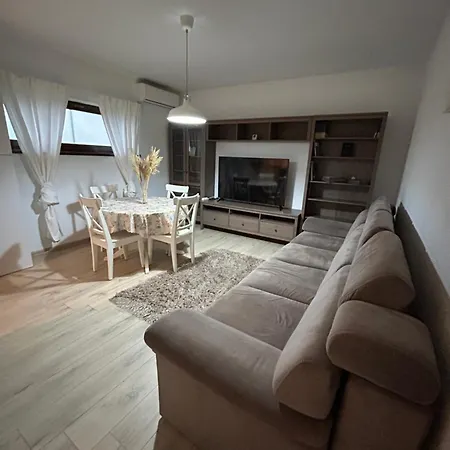 Villa Apartments 公寓