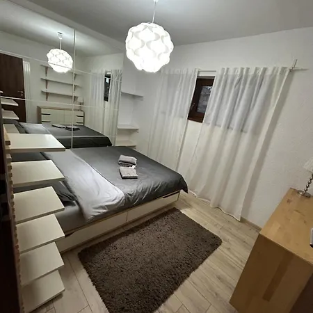 Villa Apartments 克拉奥华