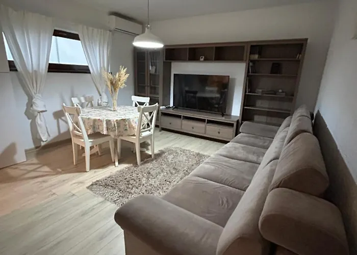 Villa Apartments Apartman